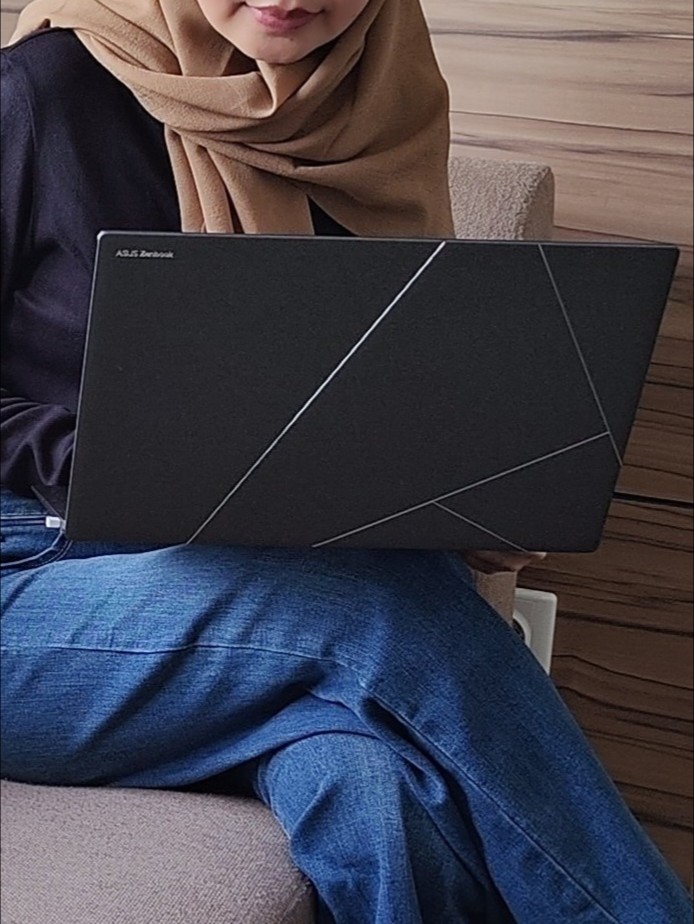 5 Alasan Laptop AI ASUS Zenbook S 14 OLED (UX5406SA) Adalah Harapan Baru Bagi Content Creator Jadi Lebih Produktif 3