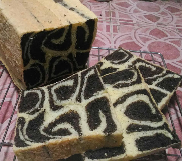 ROTI TAWAR MOTIF